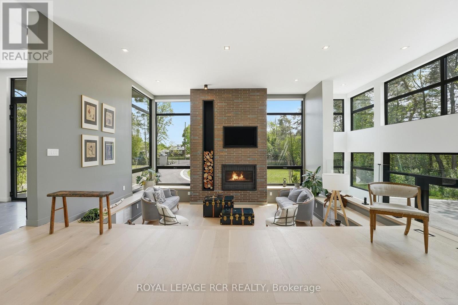 3404 Vivian Road, Whitchurch-Stouffville, ON - Indoor With Fireplace