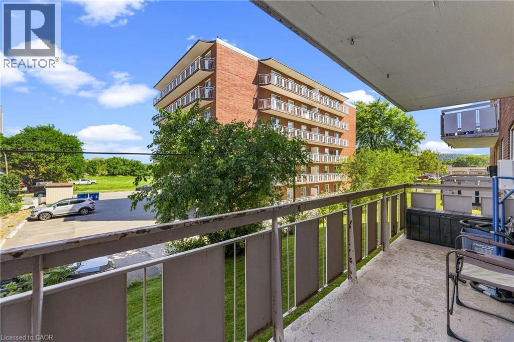 851 Queenston Road Unit# 202, Hamilton, ON - Outdoor With Exterior
