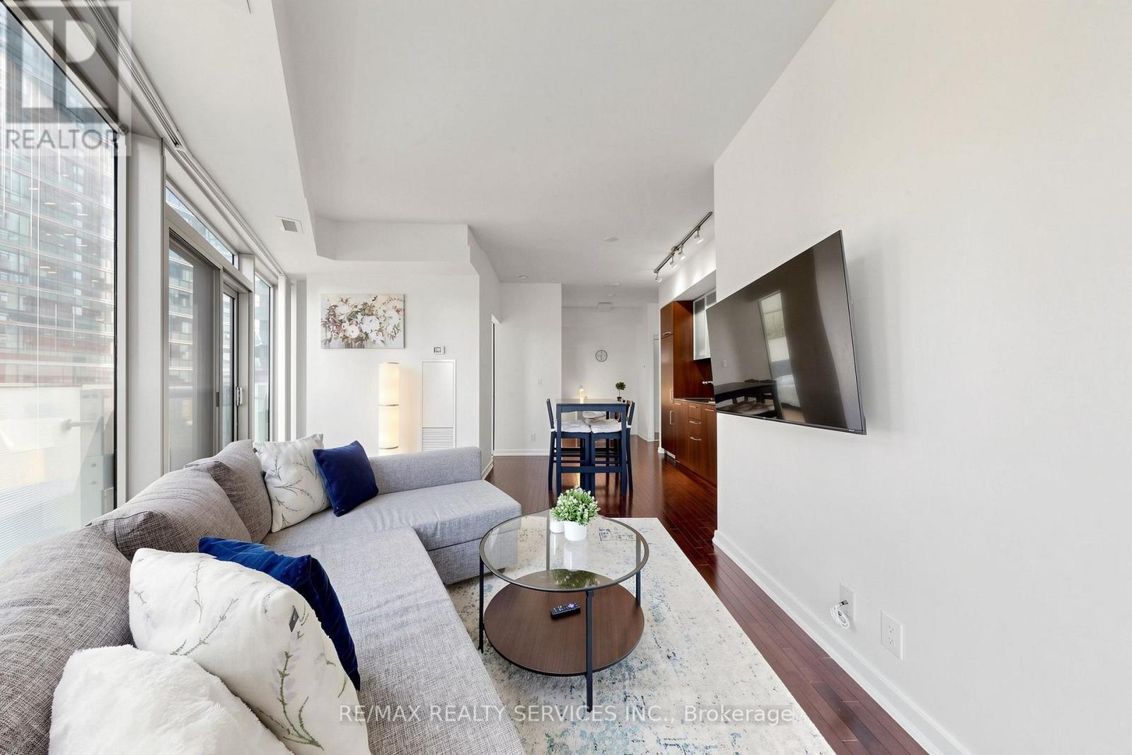 407 - 12 York Street, Toronto, ON - Indoor Photo Showing Other Room