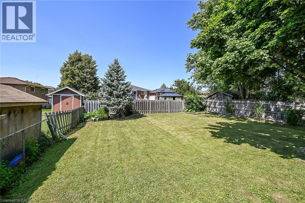 19 Country Club Road, Cayuga, ON - Outdoor