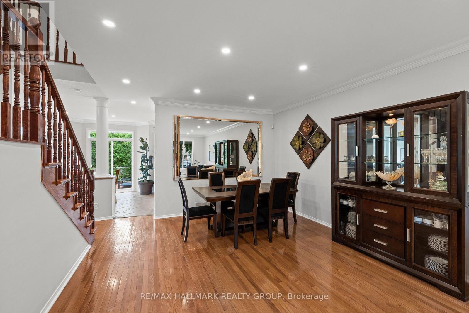 2104 Sandy Oaks Drive, Ottawa, ON - Indoor Photo Showing Other Room