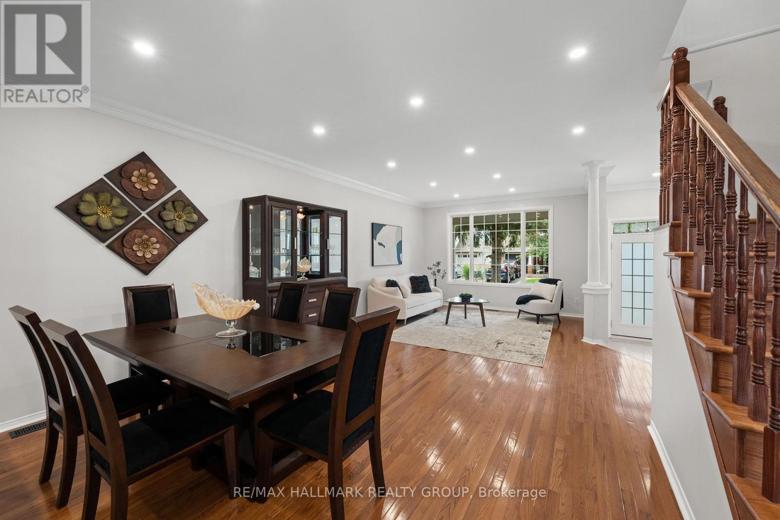 2104 Sandy Oaks Drive, Ottawa, ON - Indoor Photo Showing Dining Room