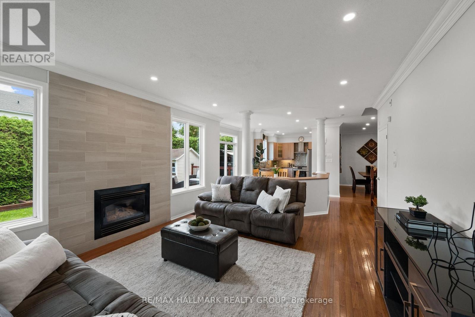 2104 Sandy Oaks Drive, Ottawa, ON - Indoor Photo Showing Living Room With Fireplace