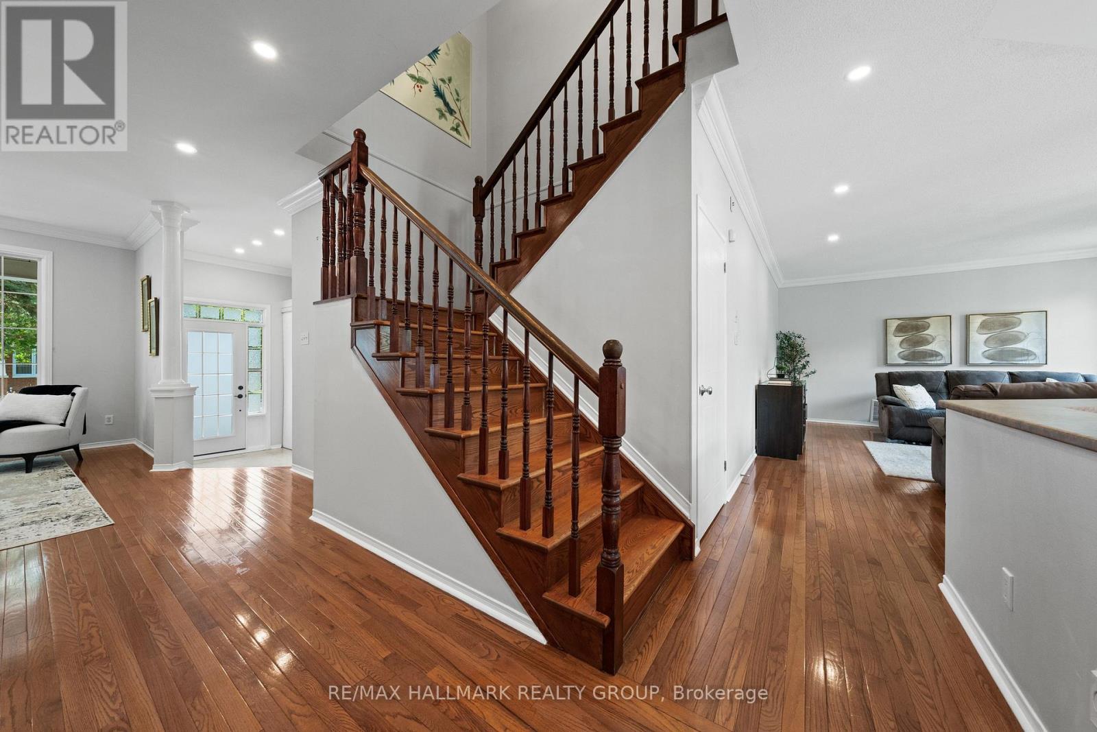 2104 Sandy Oaks Drive, Ottawa, ON - Indoor Photo Showing Other Room