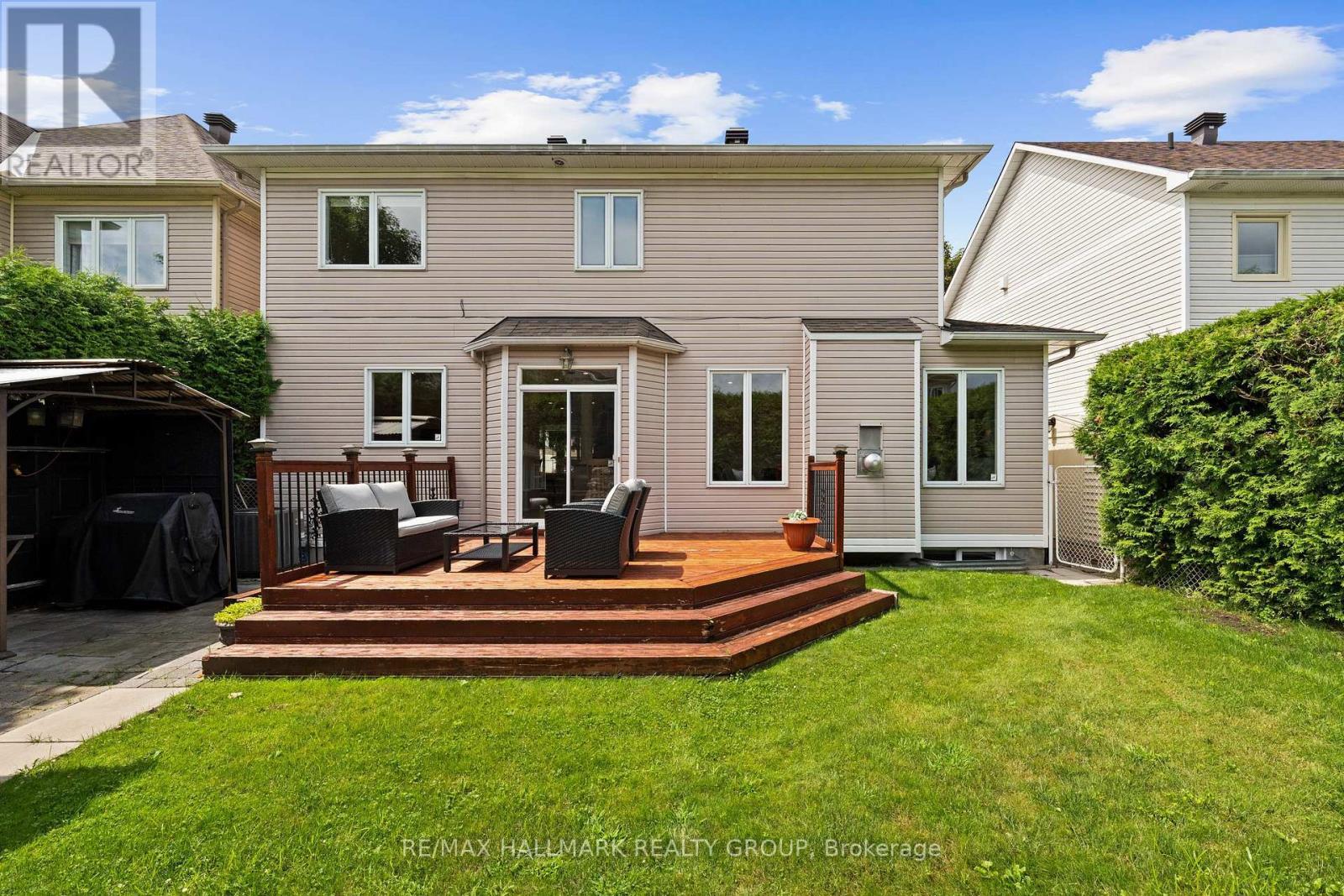 2104 Sandy Oaks Drive, Ottawa, ON - Outdoor With Deck Patio Veranda With Exterior