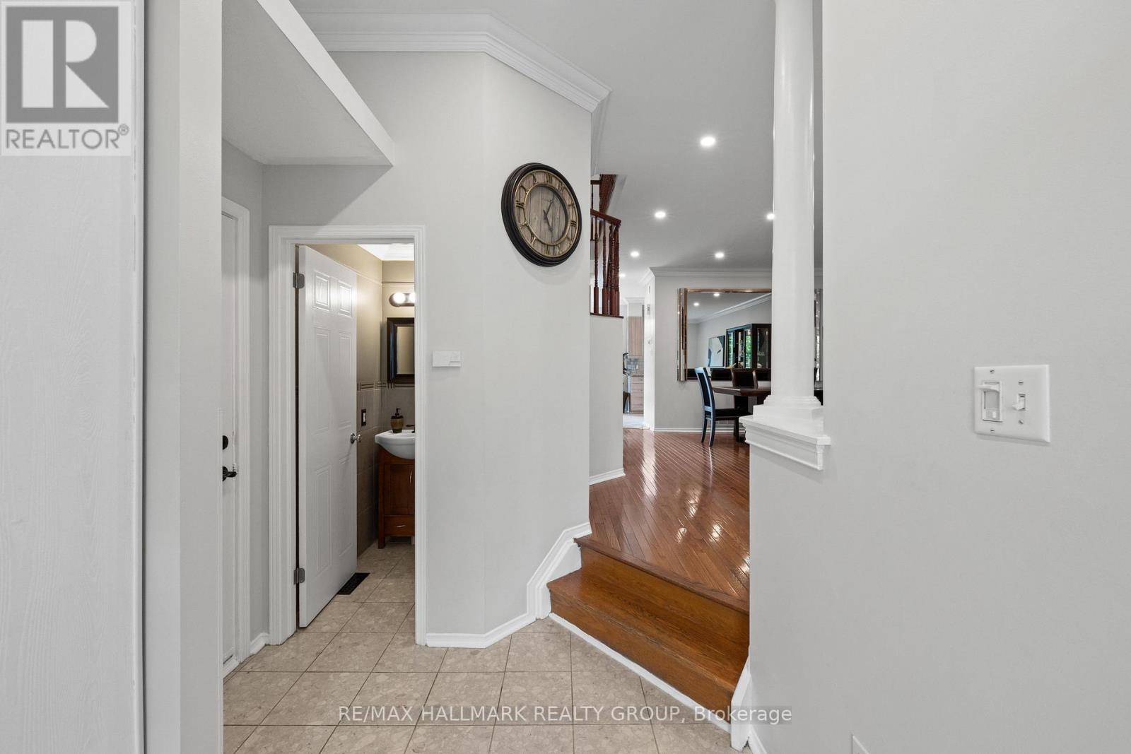 2104 Sandy Oaks Drive, Ottawa, ON - Indoor Photo Showing Other Room