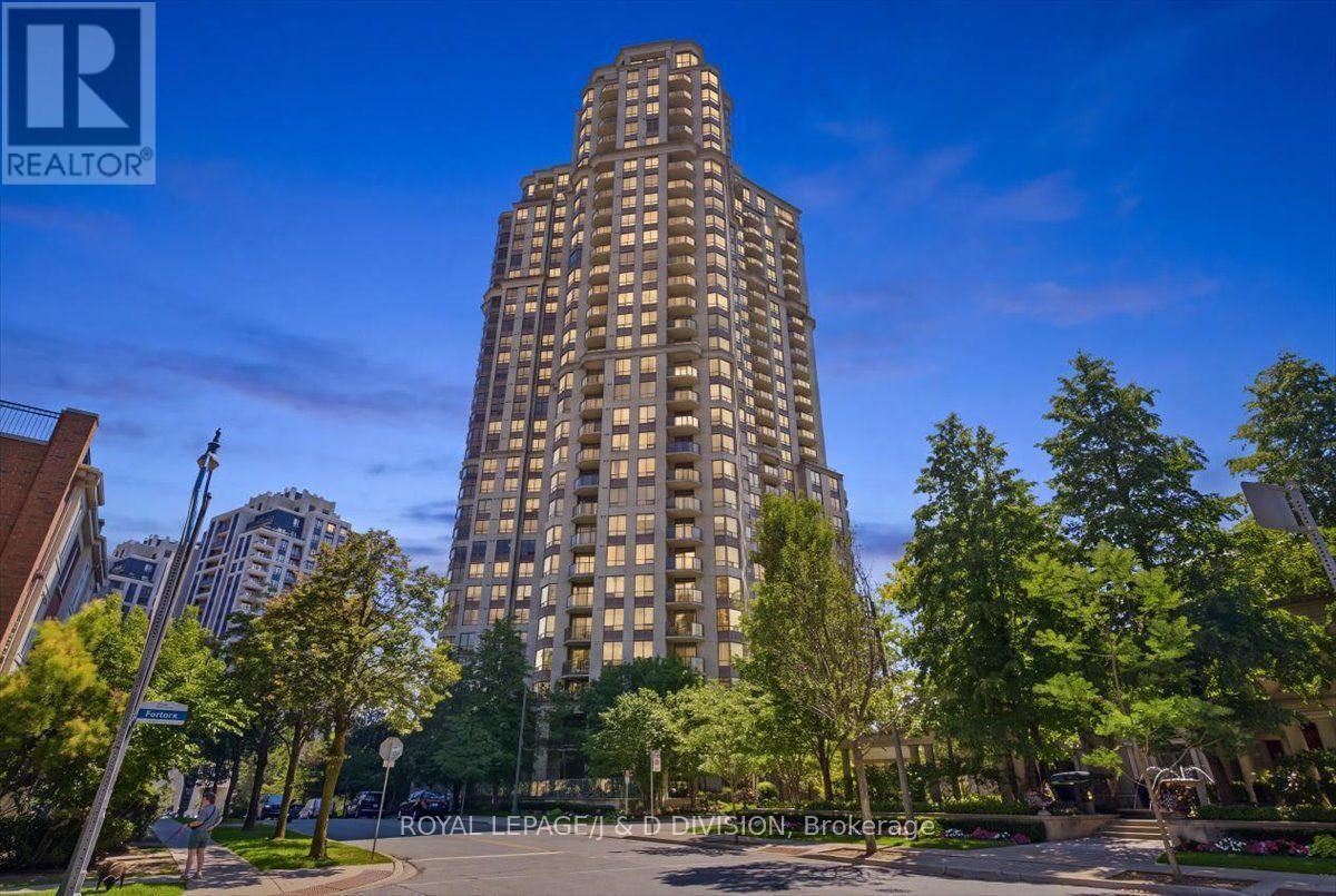 828 - 80 Harrison Garden Boulevard, Toronto, ON - Outdoor With Facade