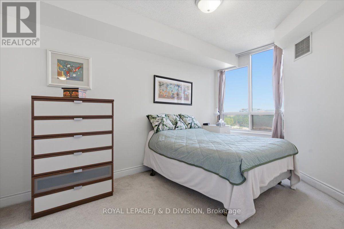 828 - 80 Harrison Garden Boulevard, Toronto, ON - Indoor Photo Showing Bedroom