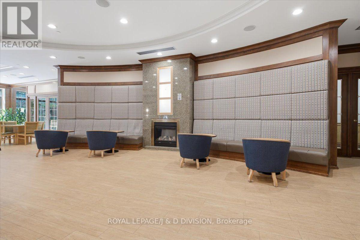 828 - 80 Harrison Garden Boulevard, Toronto, ON - Indoor Photo Showing Other Room