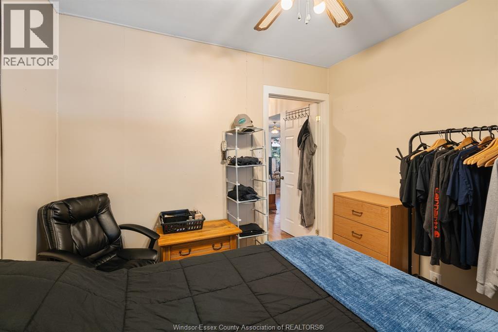 1220 Bruce Avenue, Windsor, ON - Indoor
