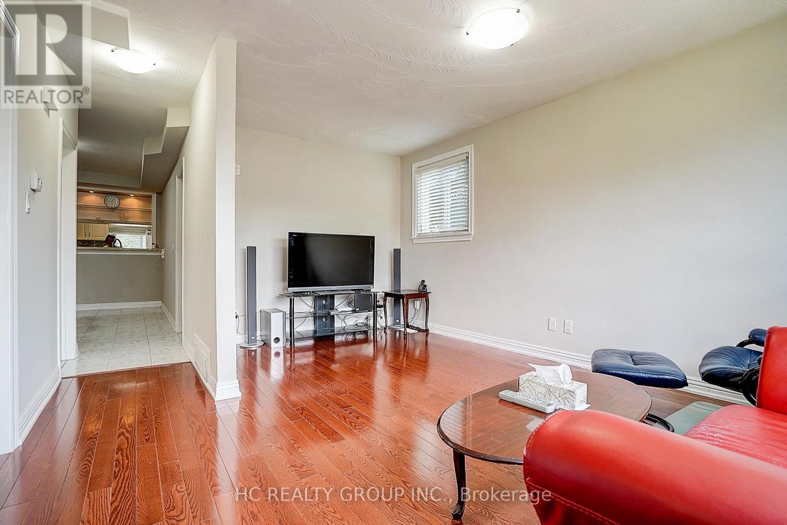 361 Highfield Road, Toronto, ON - Indoor Photo Showing Living Room