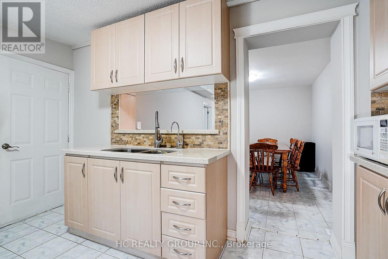 361 Highfield Road, Toronto, ON - Indoor