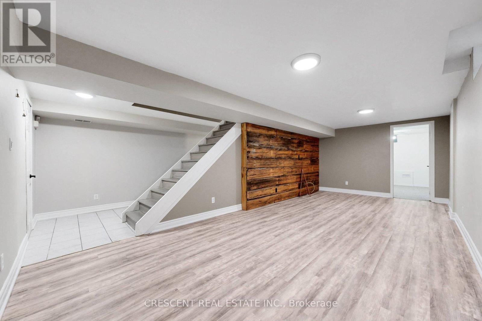 46 Pearson Drive, Hamilton, ON - Indoor