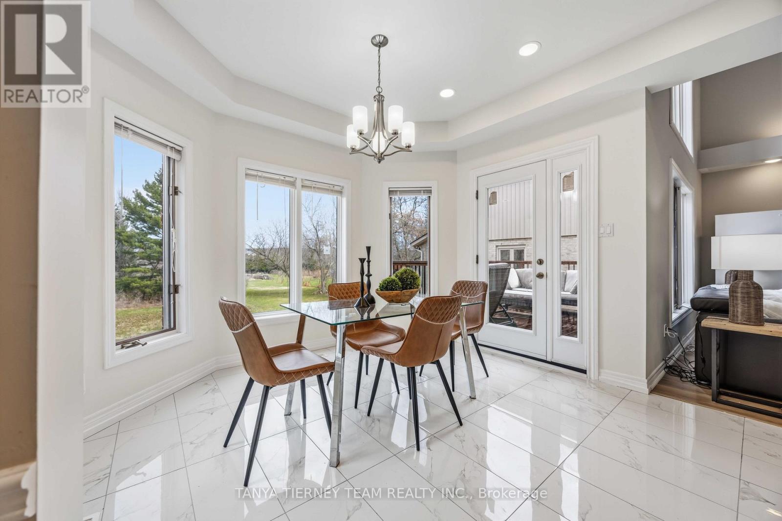 467 Oakwood Drive, Pickering, ON - Indoor Photo Showing Dining Room