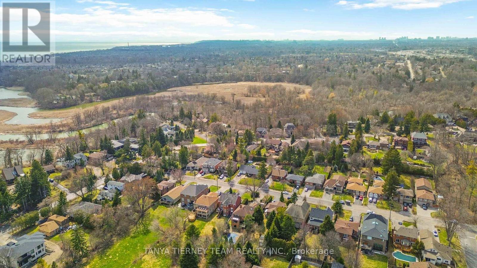 467 Oakwood Drive, Pickering, ON - Outdoor With View