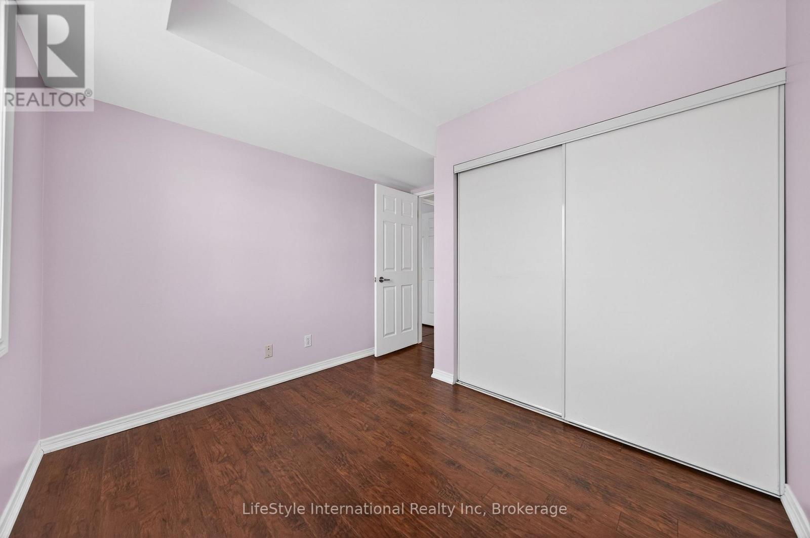 306 - 208 Silvercreek Parkway N, Guelph (Junction/Onward Willow), ON - Indoor Photo Showing Other Room