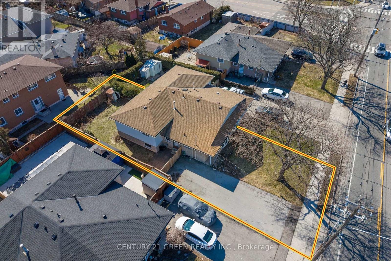 Aerial View - 729 West 5Th Street, Hamilton, ON - Outdoor With View