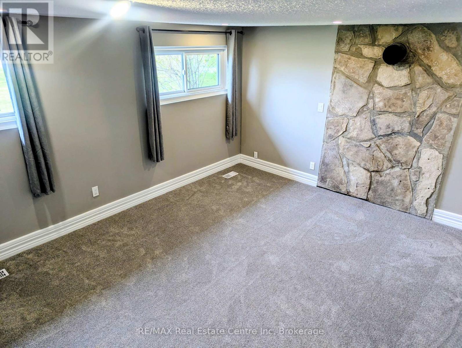 4 First Line, Centre Wellington (Elora/Salem), ON - Indoor Photo Showing Other Room