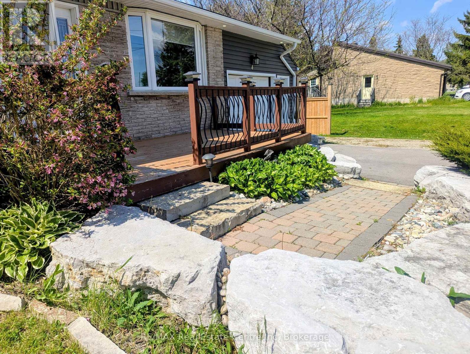 4 First Line, Centre Wellington (Elora/Salem), ON - Outdoor