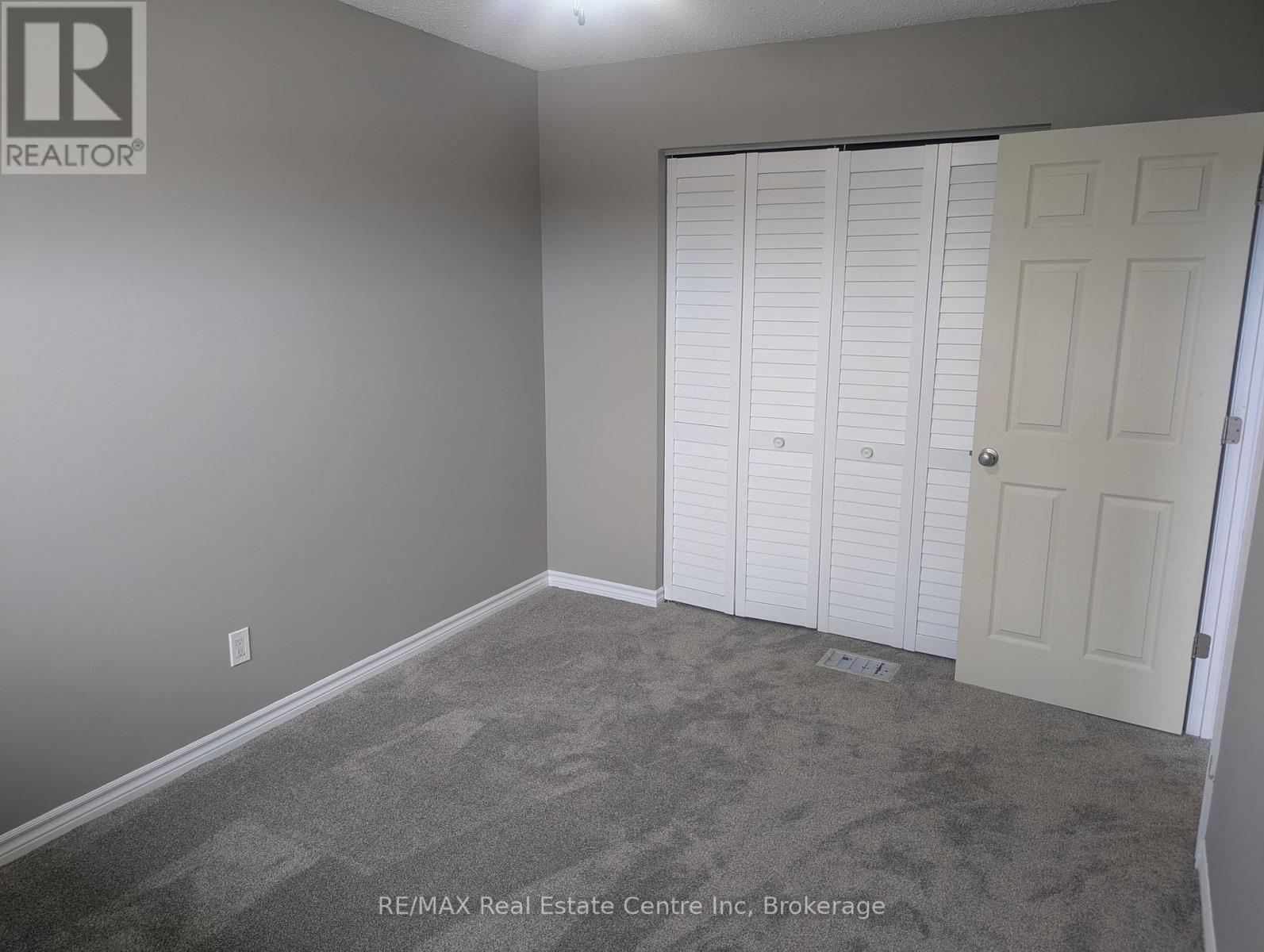 4 First Line, Centre Wellington (Elora/Salem), ON - Indoor Photo Showing Other Room