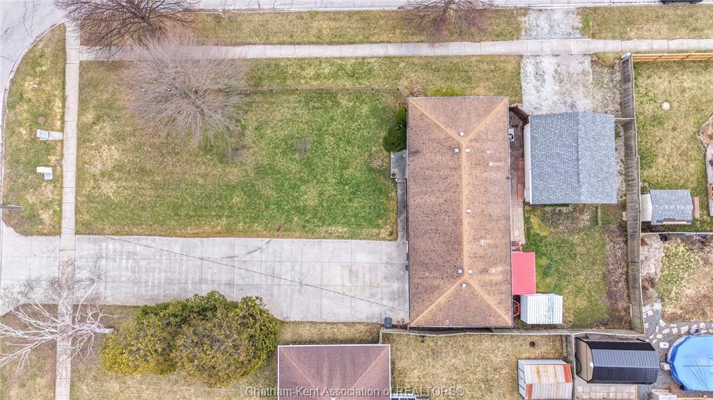 410 Mcnaughton Avenue East, Chatham, ON - Outdoor