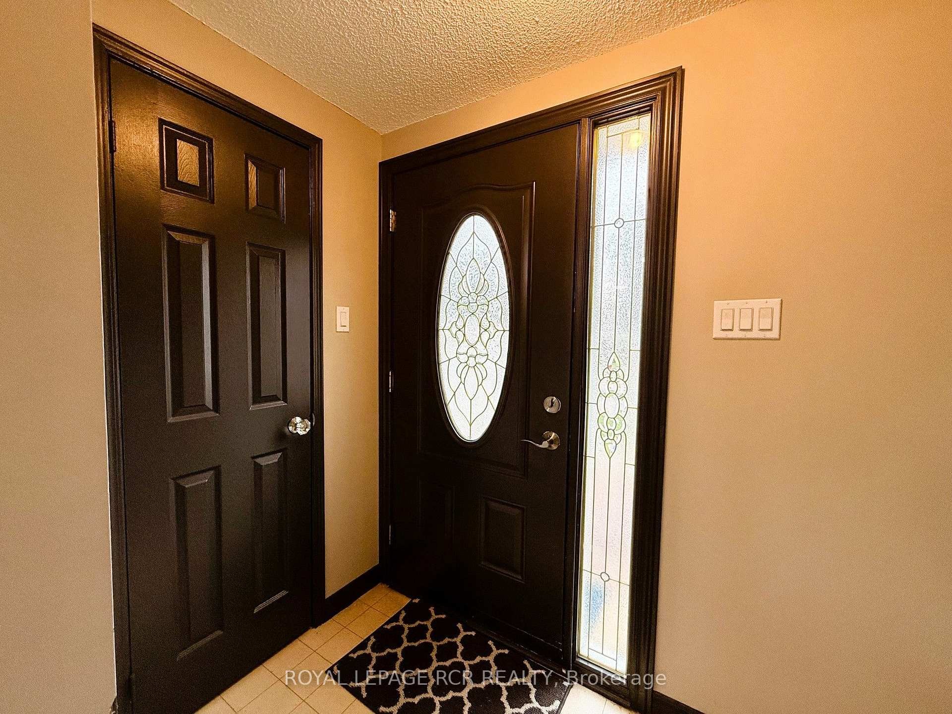 38 Royal Oak Drive, Innisfil, ON - Indoor Photo Showing Other Room