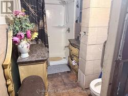 2 pc bathroom -