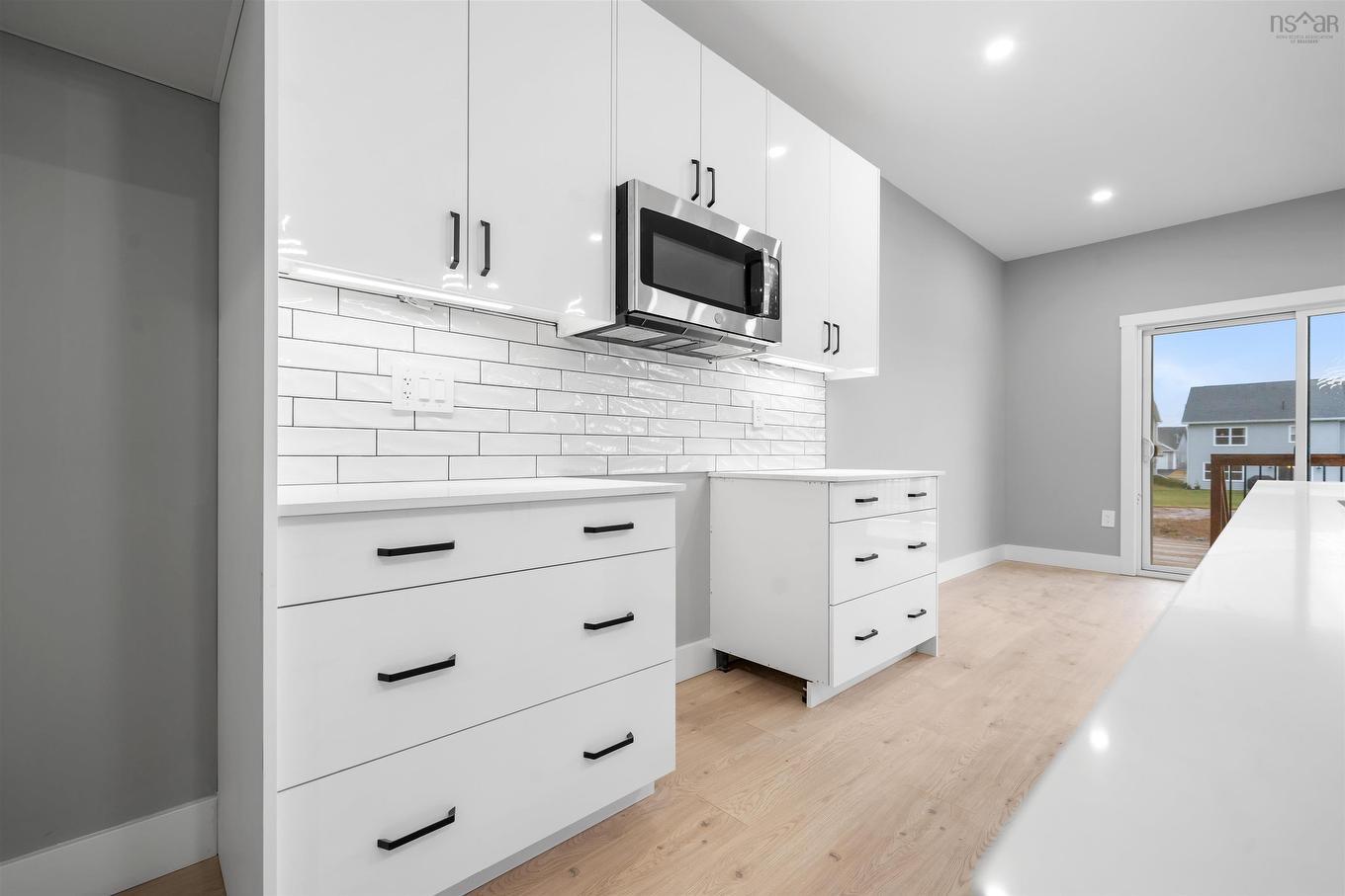 32 Brianna Drive, Lantz, NS - Indoor Photo Showing Kitchen