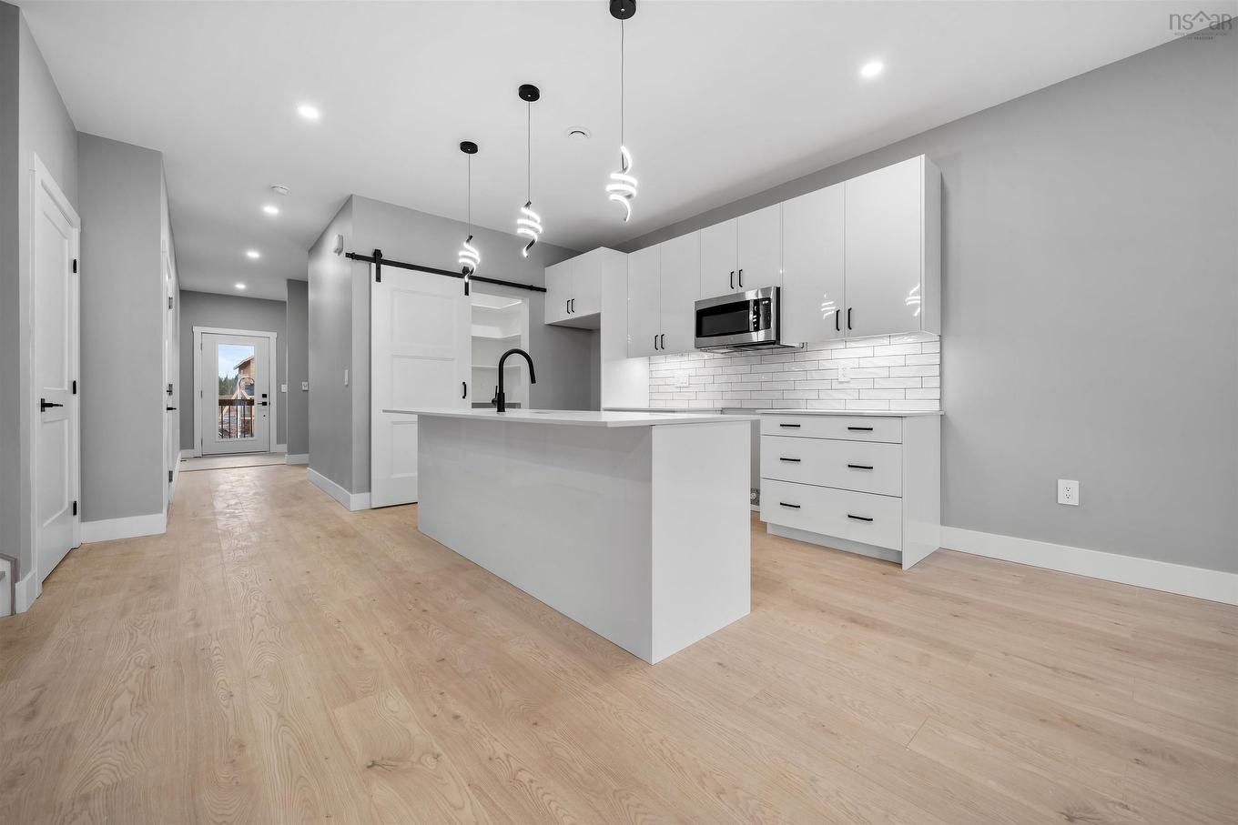 32 Brianna Drive, Lantz, NS - Indoor Photo Showing Kitchen With Upgraded Kitchen