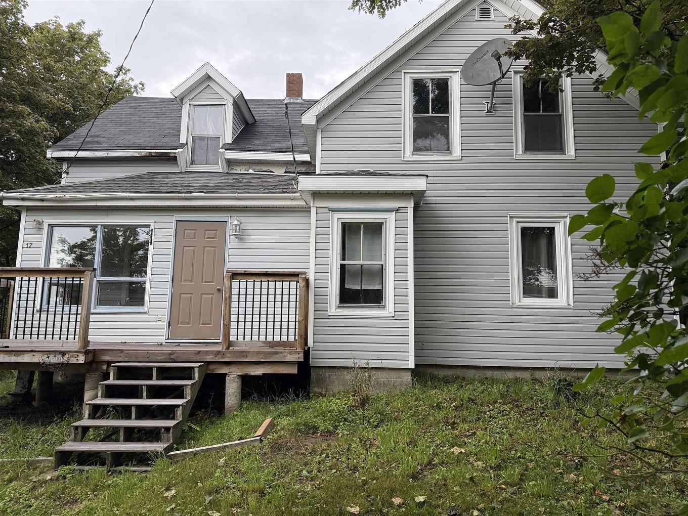 17 Mechanic Street, Trenton, NS - Outdoor