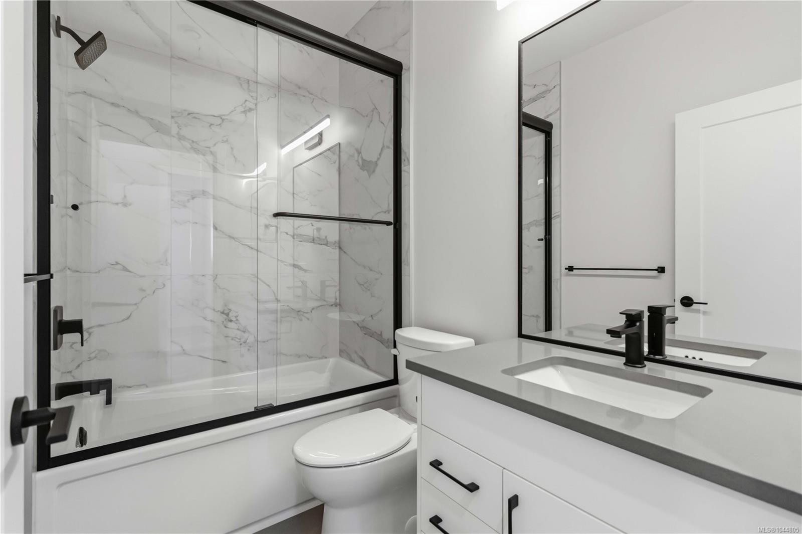 3482 Merlot Terr, Langford, BC - Indoor Photo Showing Bathroom