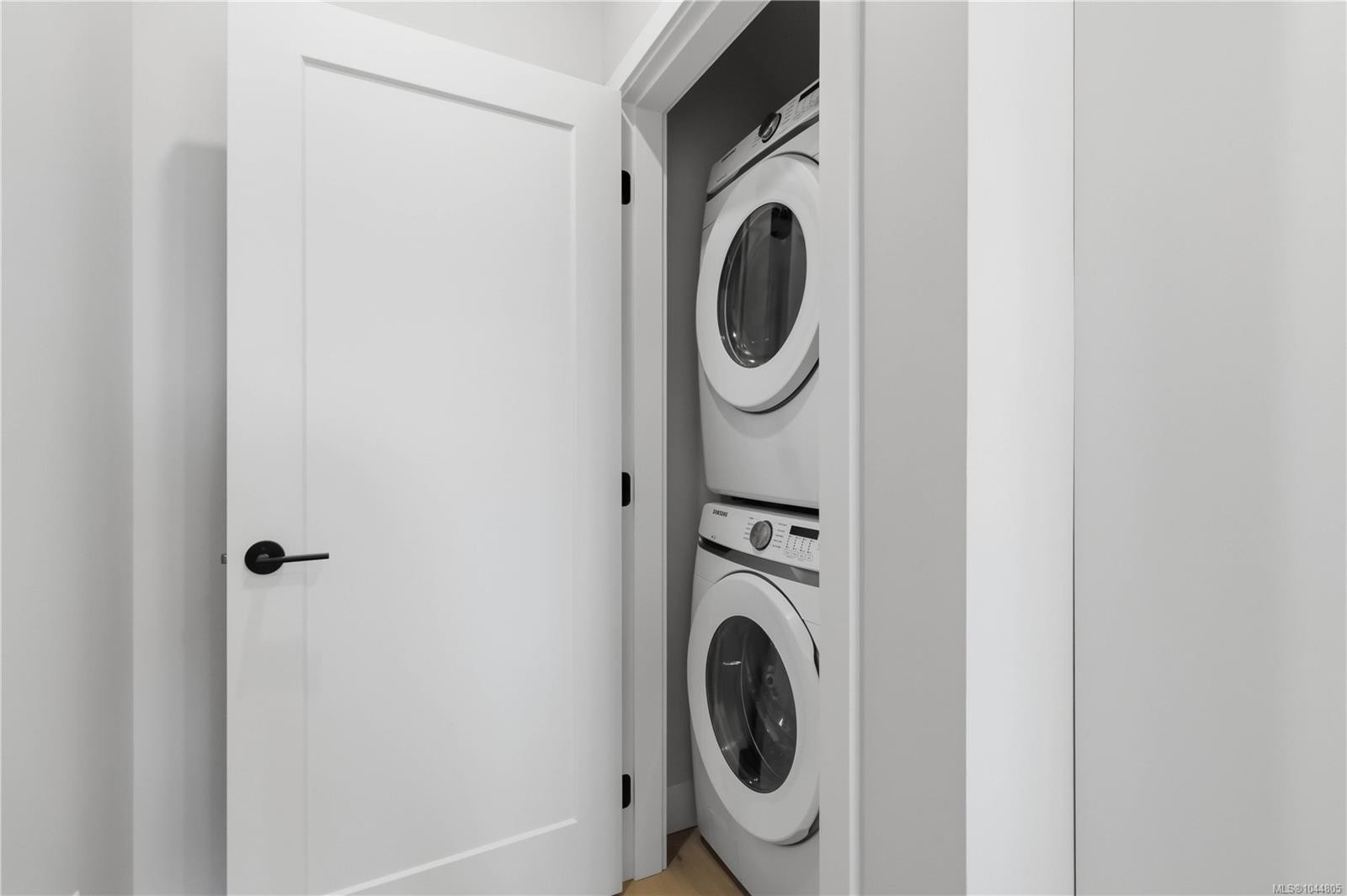 3482 Merlot Terr, Langford, BC - Indoor Photo Showing Laundry Room