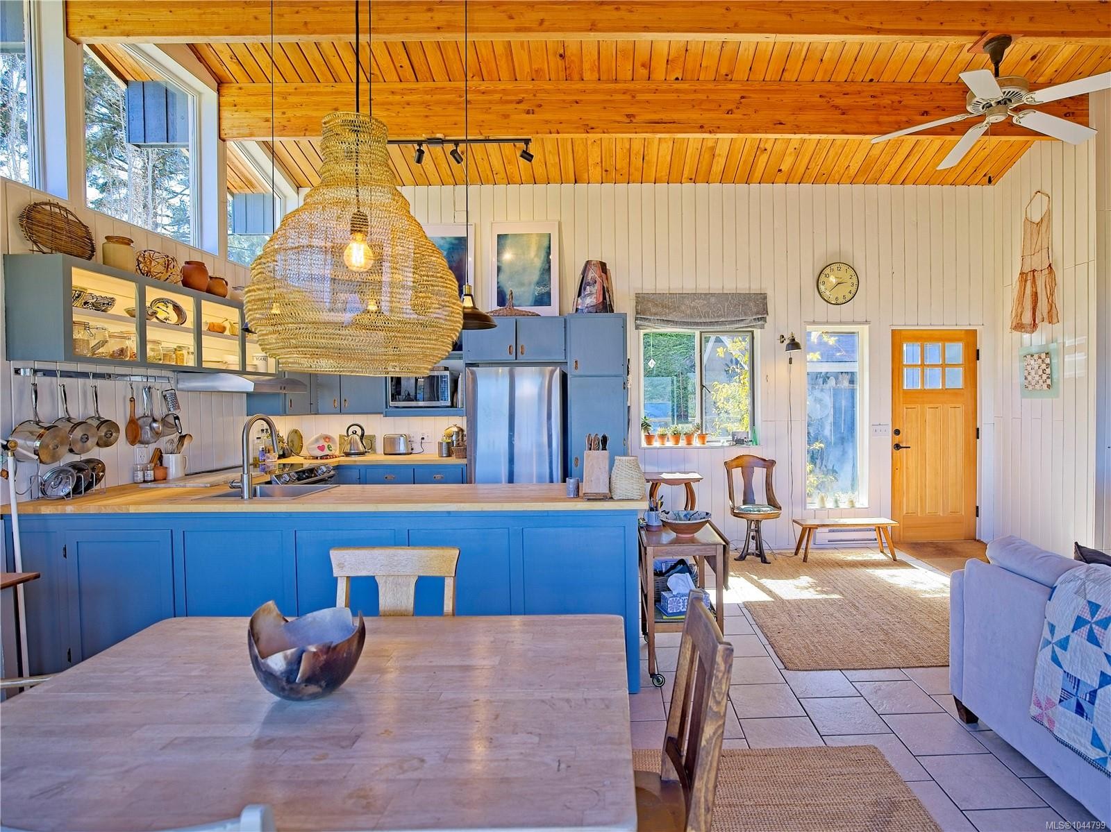 1607 North Beach Rd, Salt Spring, BC