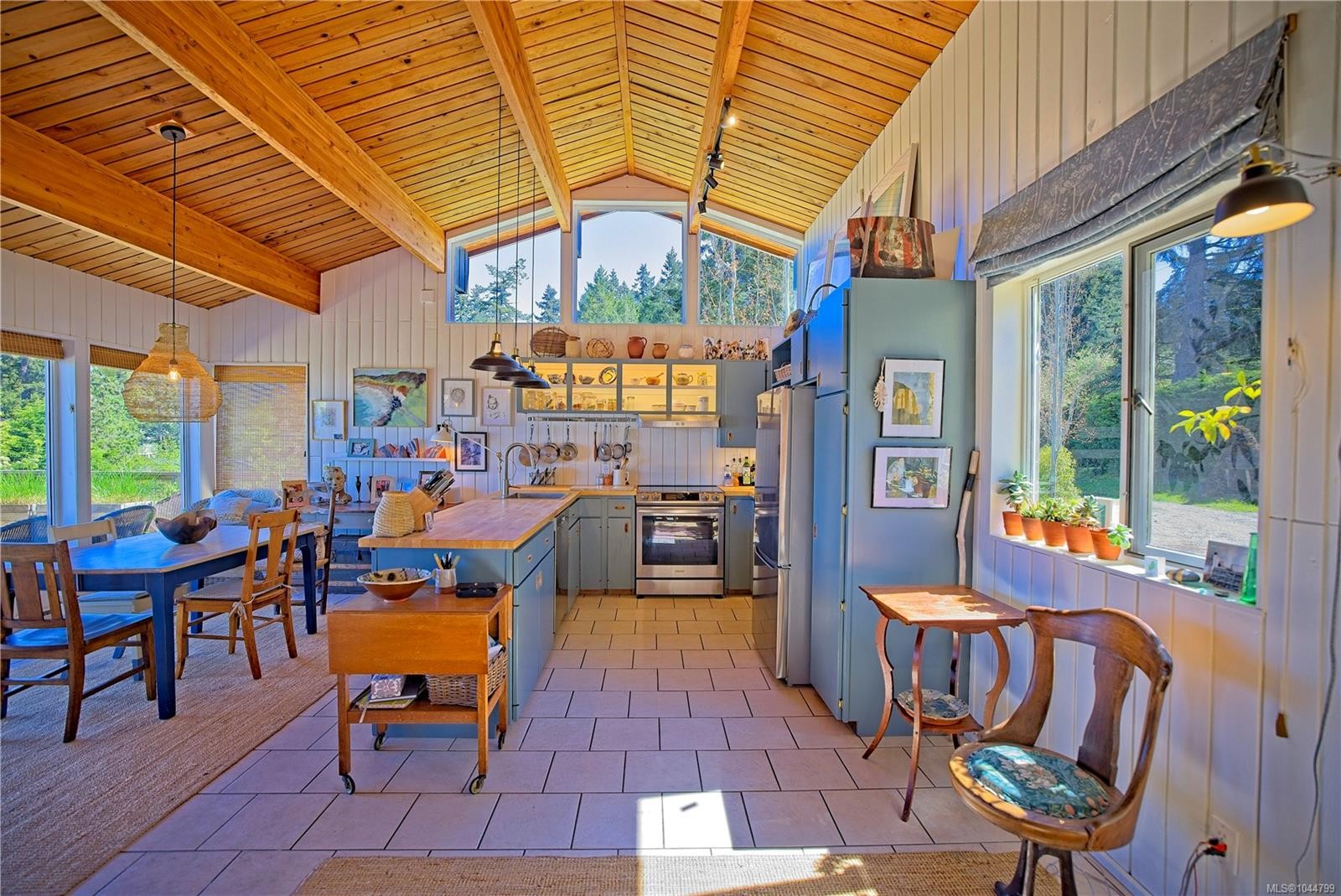 1607 North Beach Rd, Salt Spring, BC