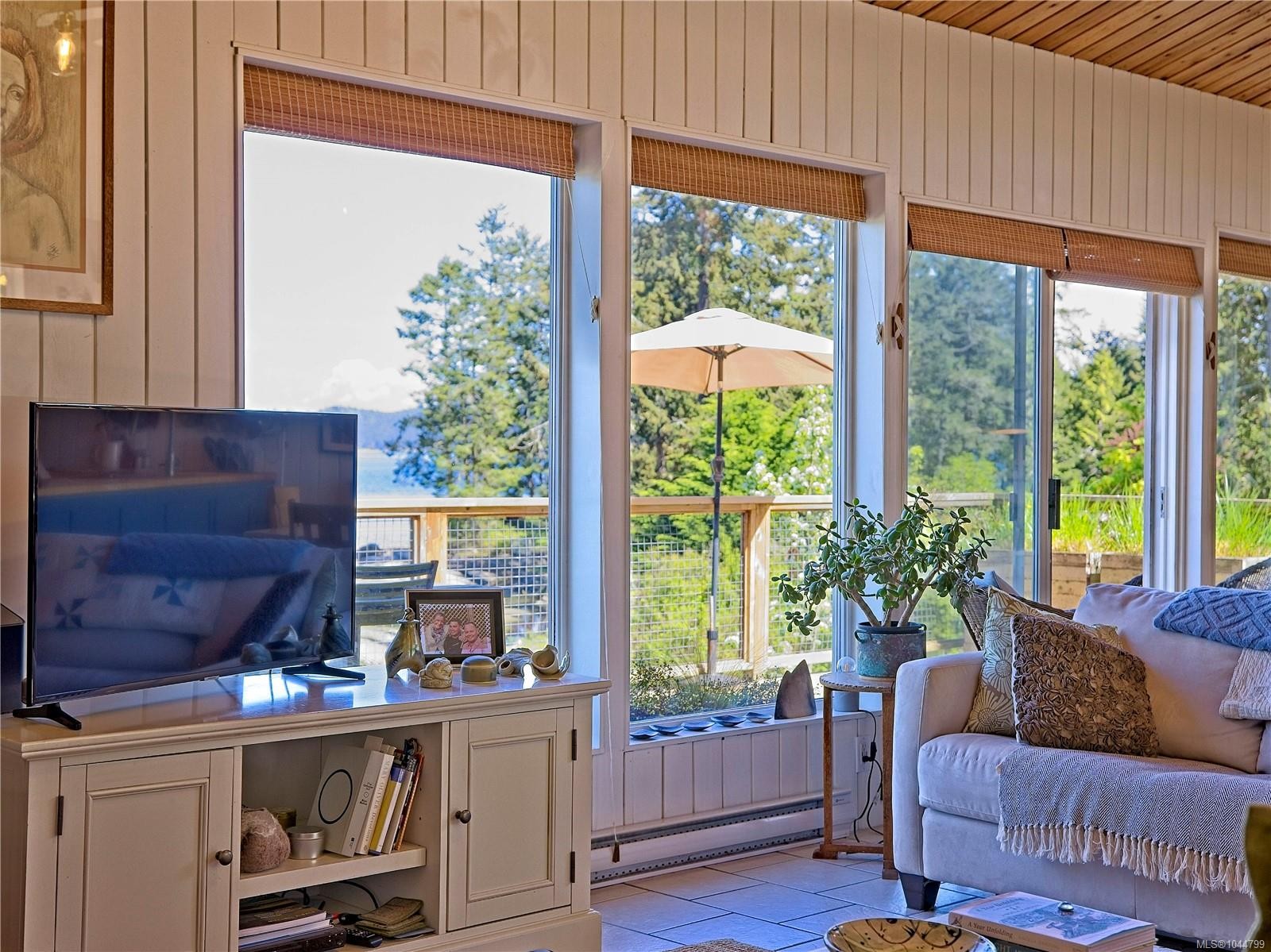 1607 North Beach Rd, Salt Spring, BC