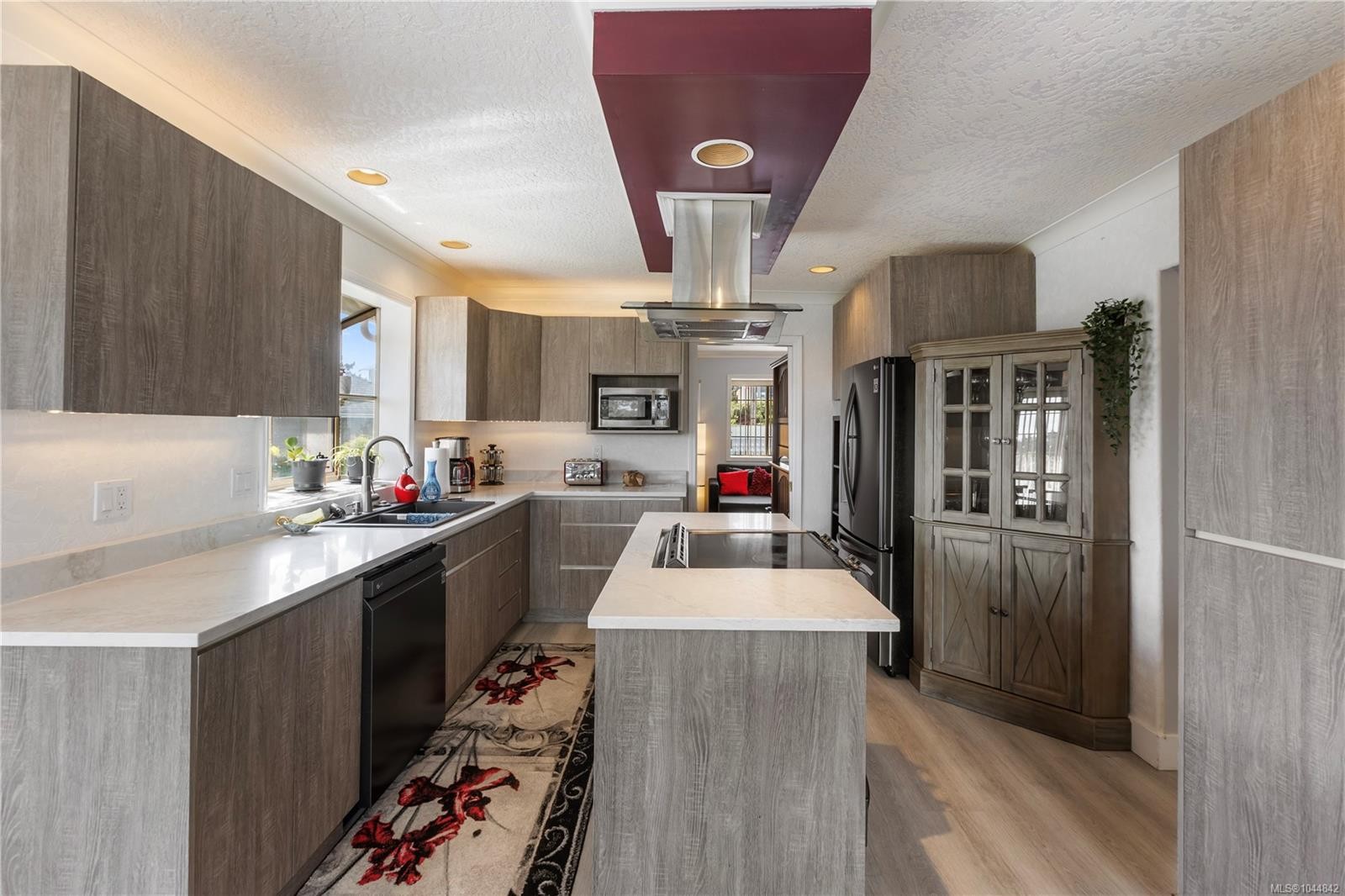 380 Crystalview Terr, Langford, BC