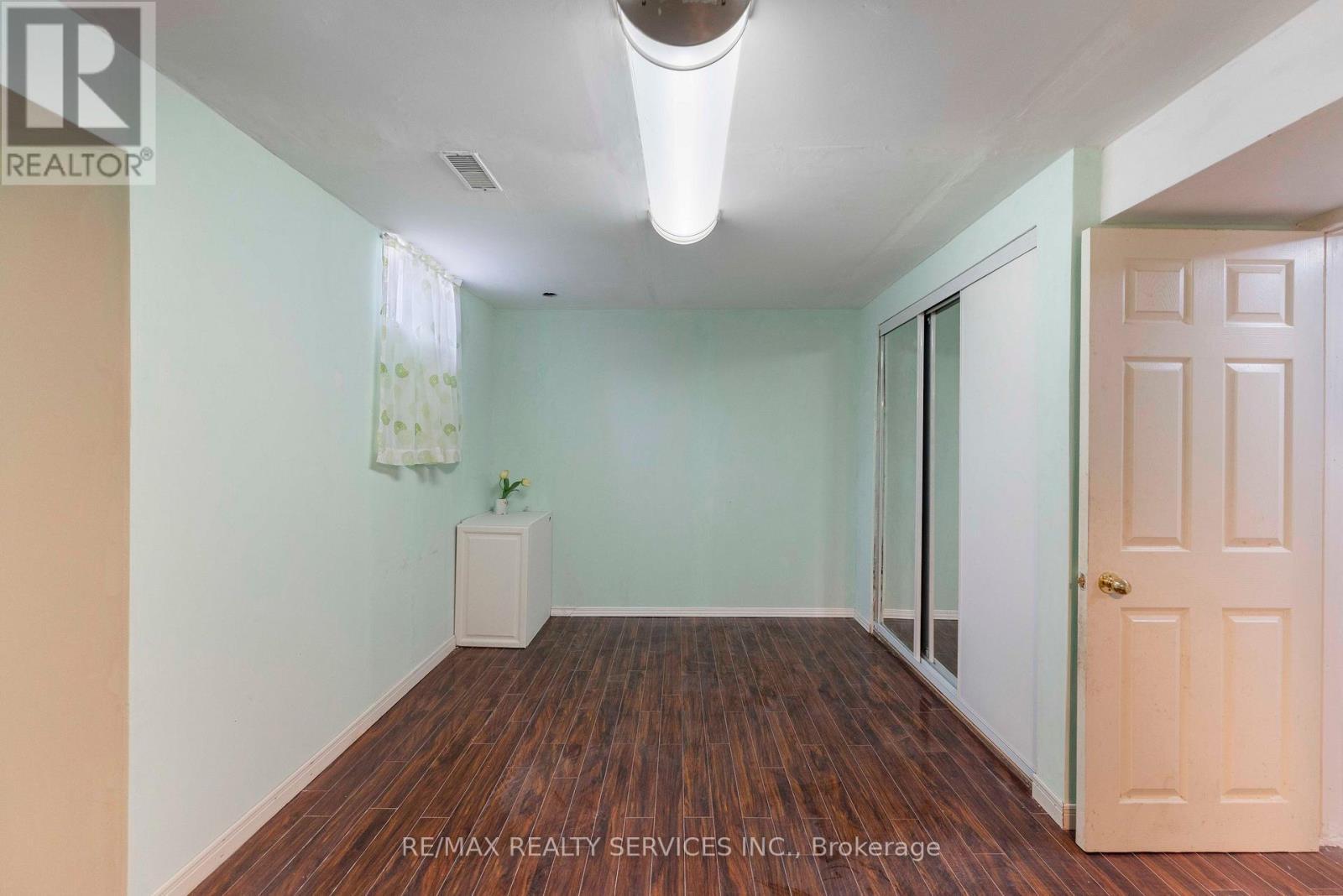 3696 Waterfall Crescent, Mississauga, ON - Indoor Photo Showing Other Room
