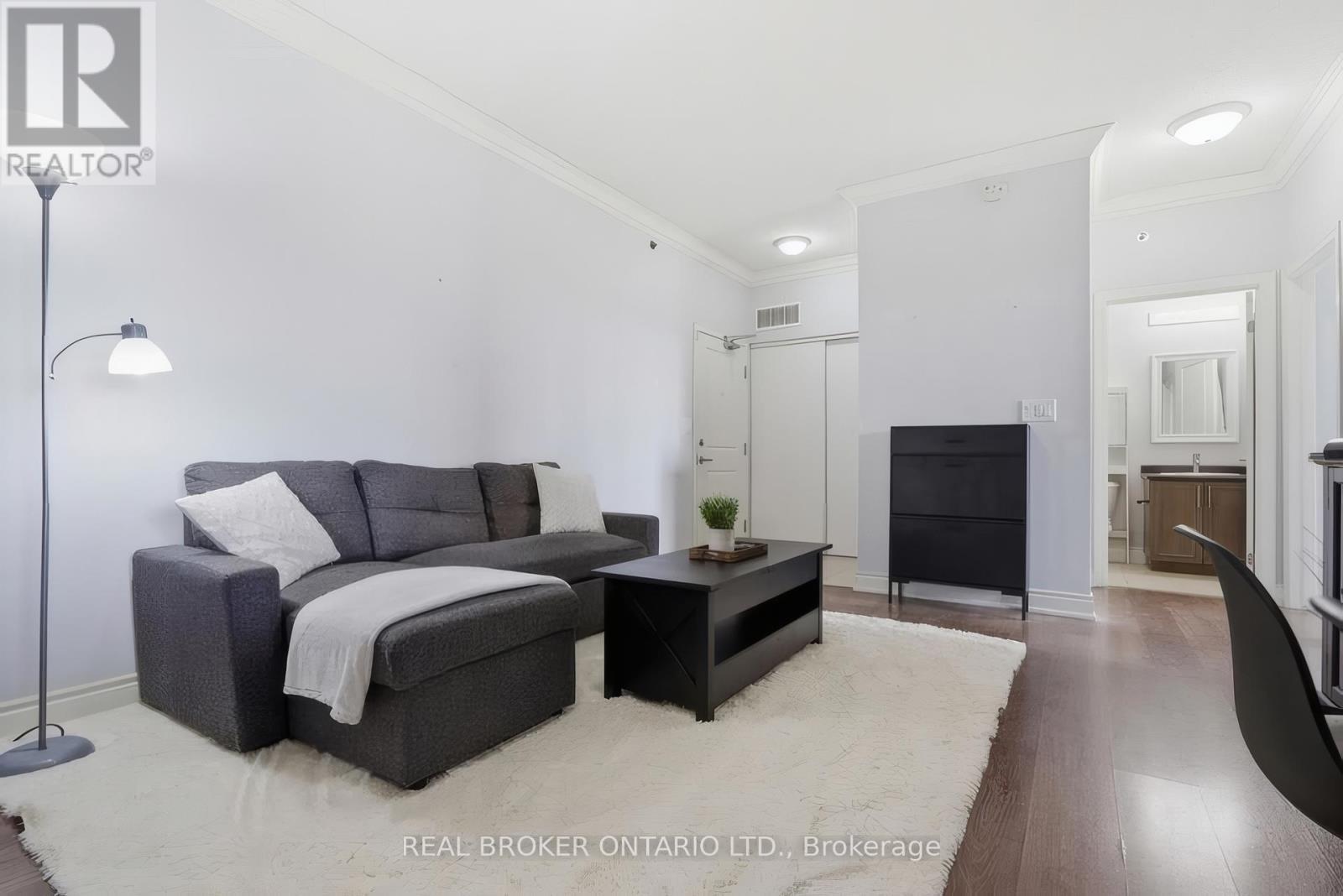414 - 1440 Gordon Street, Guelph, ON - Indoor