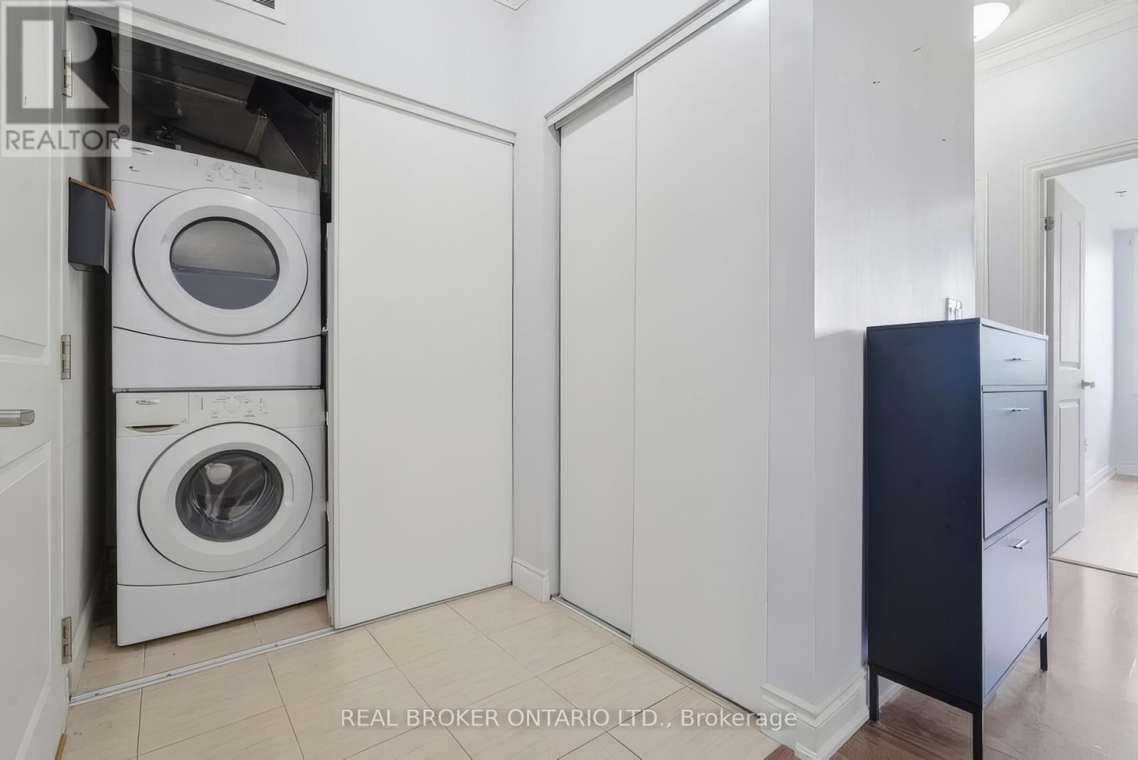 414 - 1440 Gordon Street, Guelph, ON - Indoor Photo Showing Laundry Room