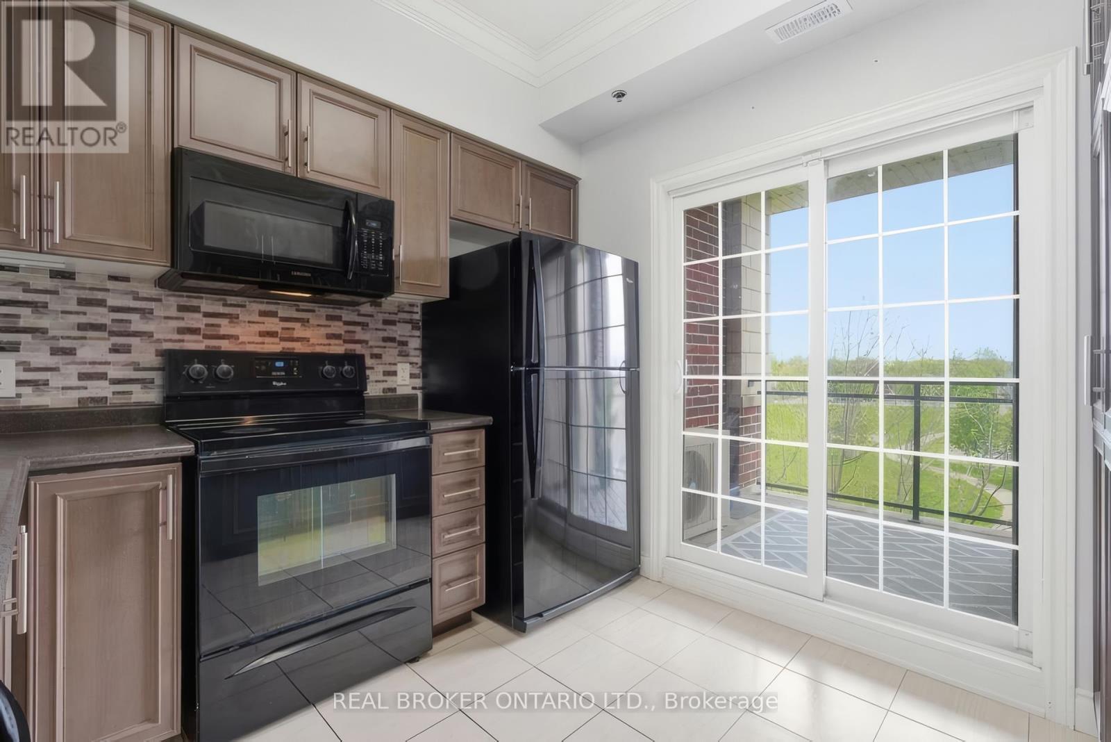414 - 1440 Gordon Street, Guelph, ON - Indoor Photo Showing Kitchen