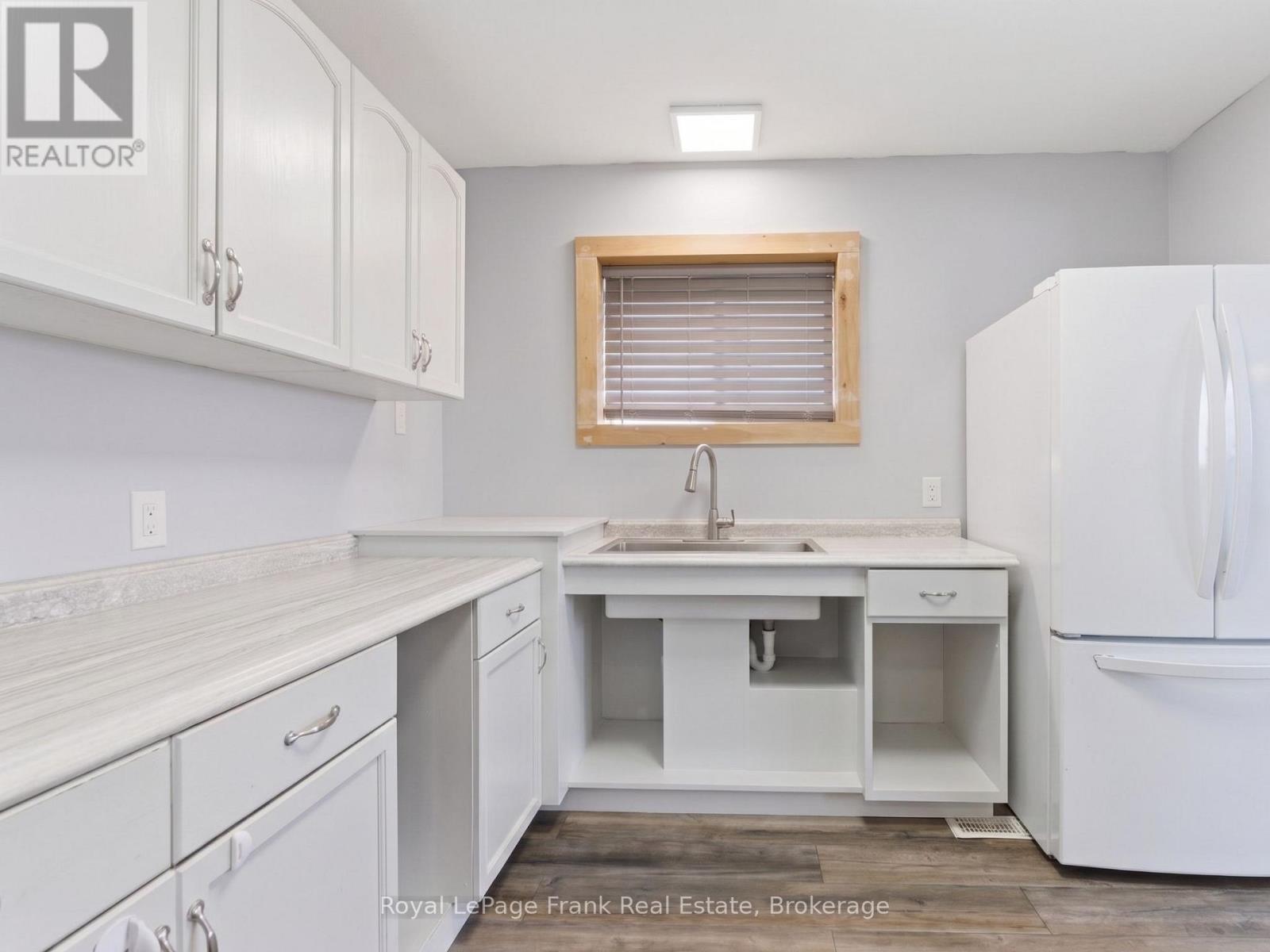241 Bellevue Drive, Quinte West, ON - Indoor Photo Showing Other Room