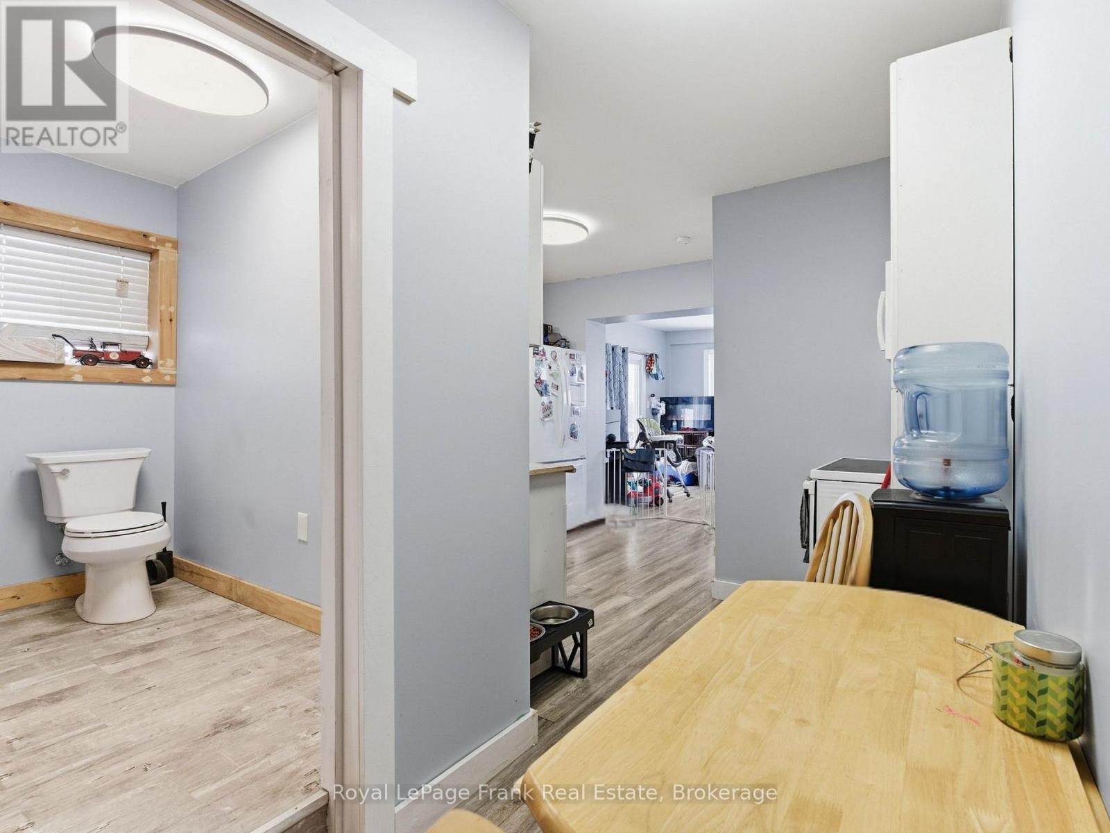241 Bellevue Drive, Quinte West, ON - Indoor