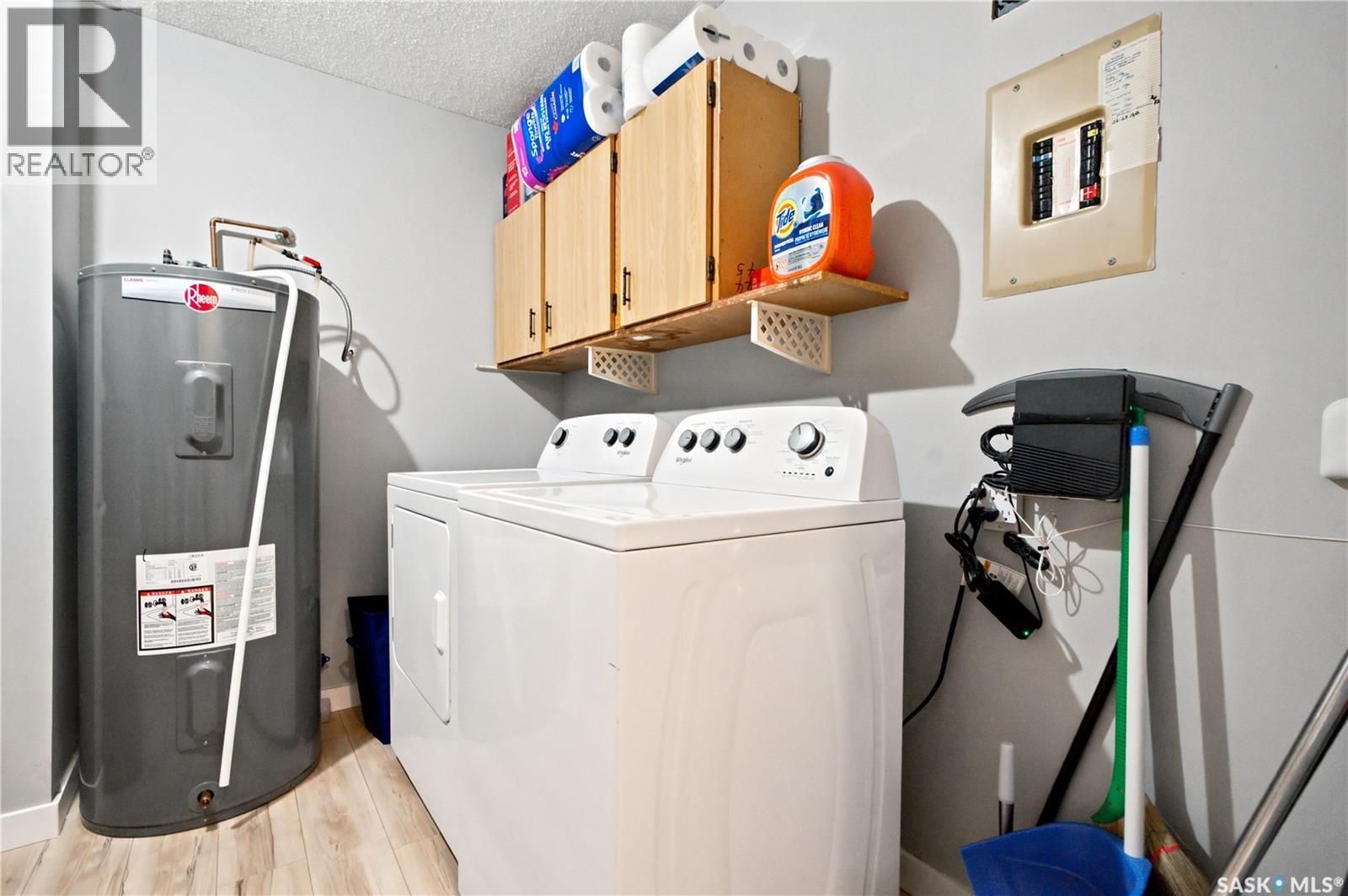 416 425 115Th Street E, Saskatoon, SK - Indoor Photo Showing Laundry Room