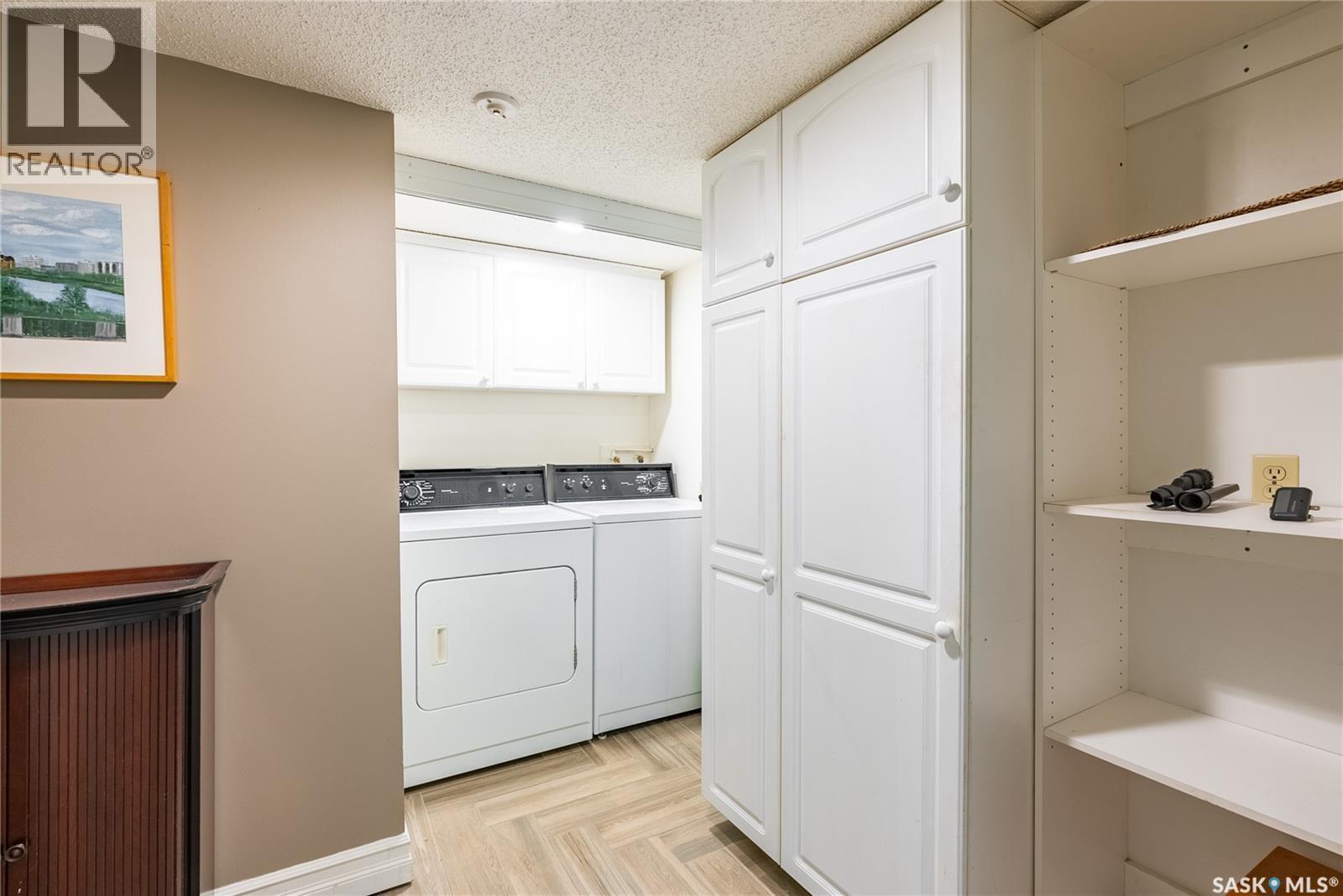 102 222 Saskatchewan Crescent E, Saskatoon, SK - Indoor Photo Showing Laundry Room