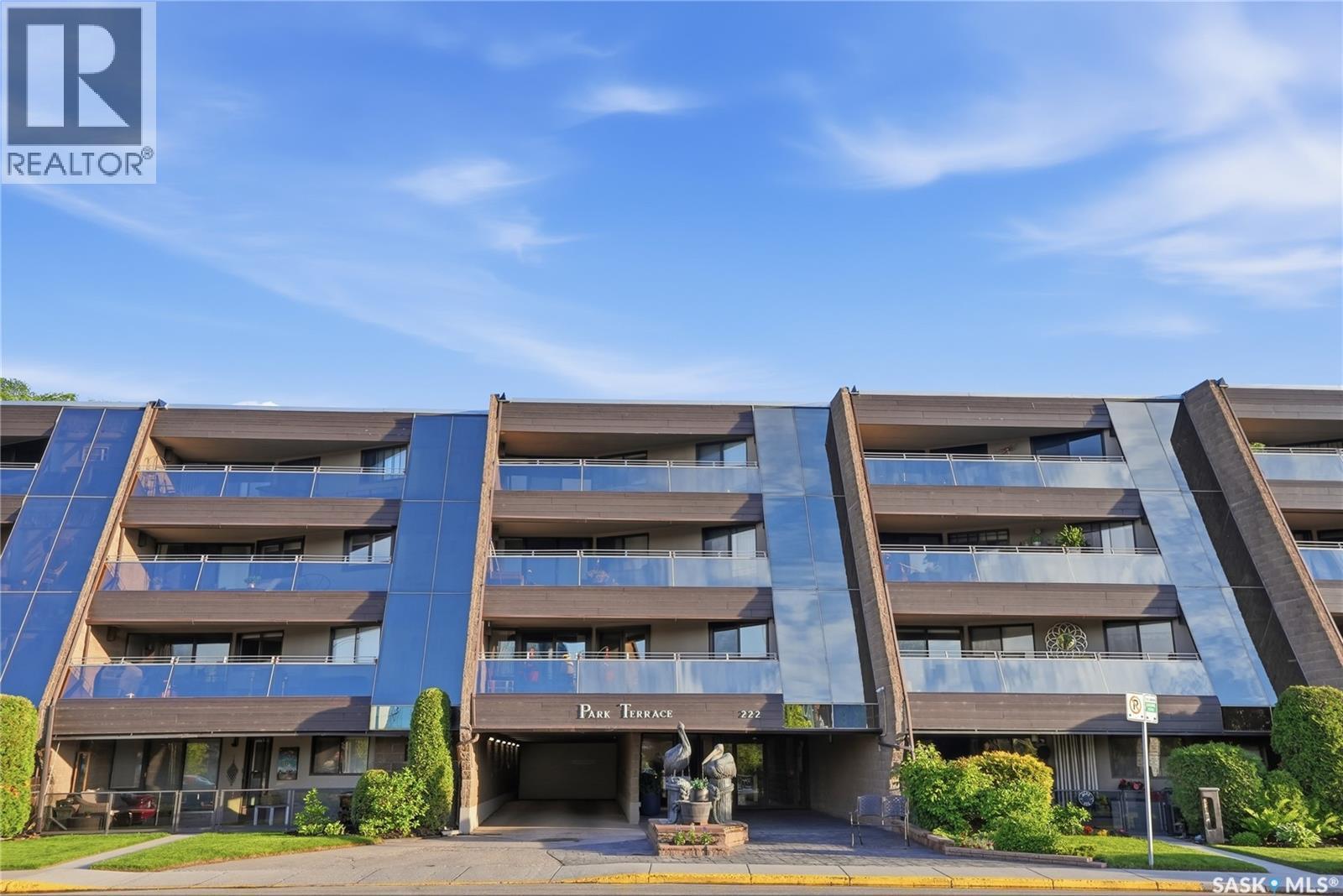 102 222 Saskatchewan Crescent E, Saskatoon, SK - Outdoor With Facade