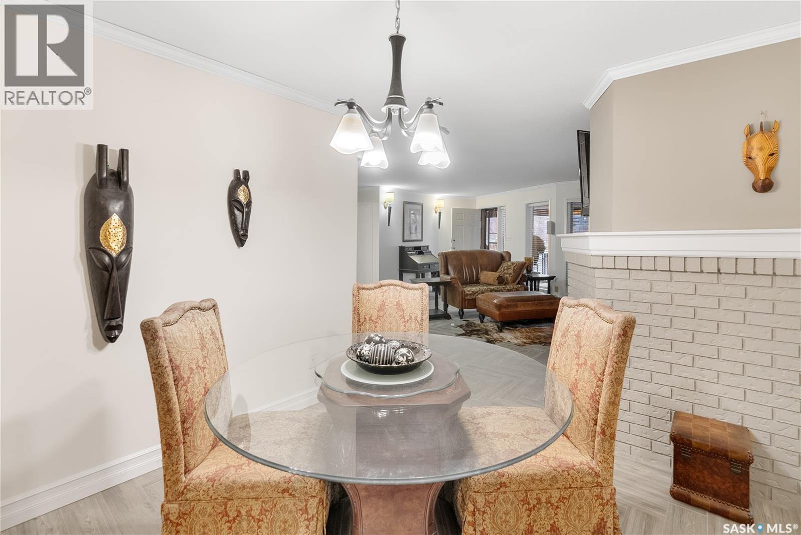 102 222 Saskatchewan Crescent E, Saskatoon, SK - Indoor Photo Showing Dining Room