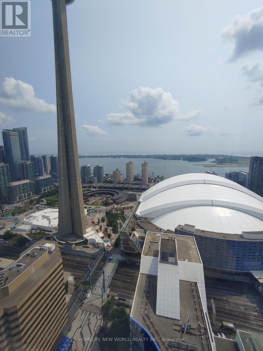 Daytime view of CN Tower & Rogers Centre - 4406 - 300 Front Street W, Toronto, ON - Outdoor With Body Of Water With View