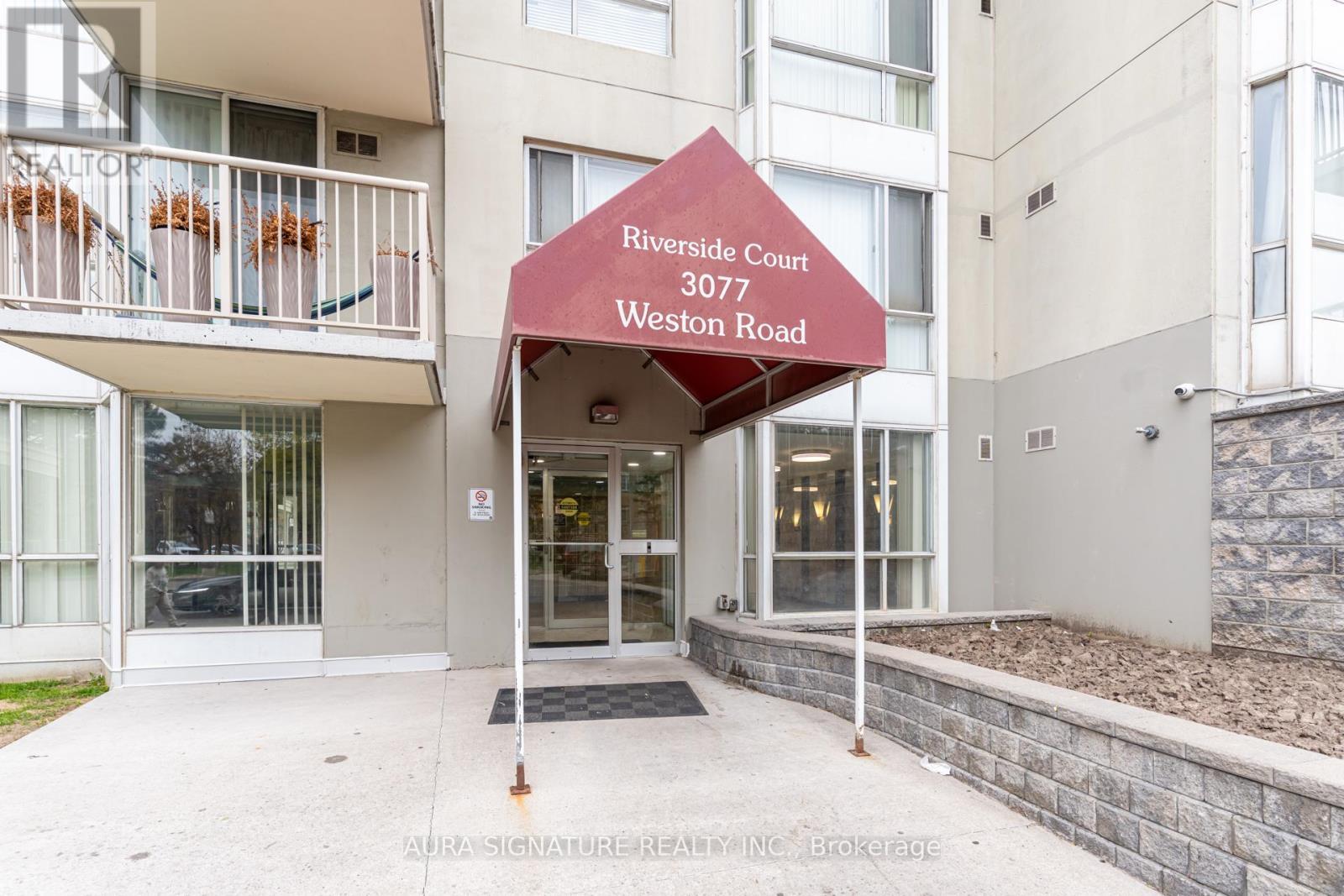 401 - 3077 Weston Road, Toronto, ON - Outdoor