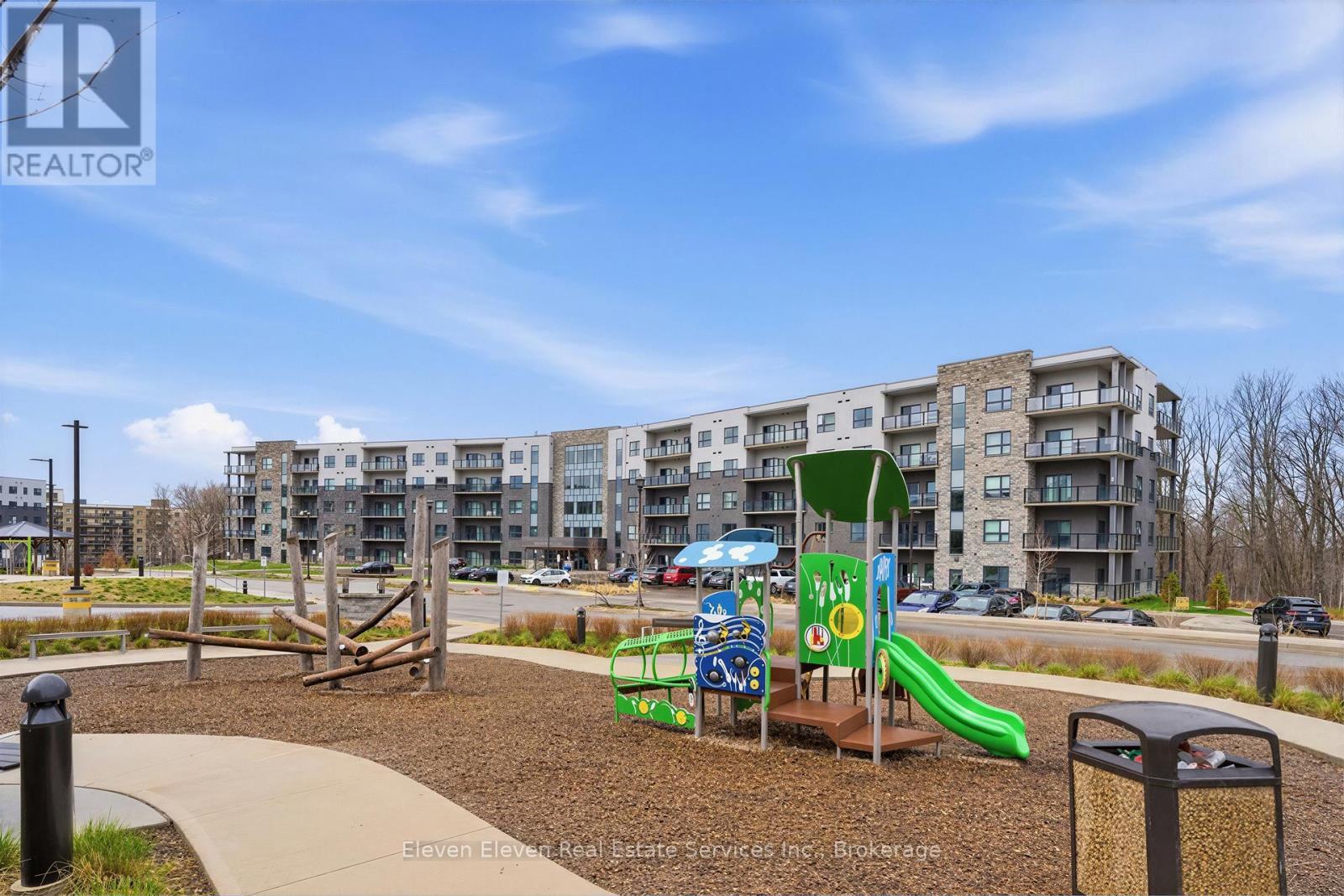 422 - 1100 Lackner Place, Kitchener, ON - Outdoor