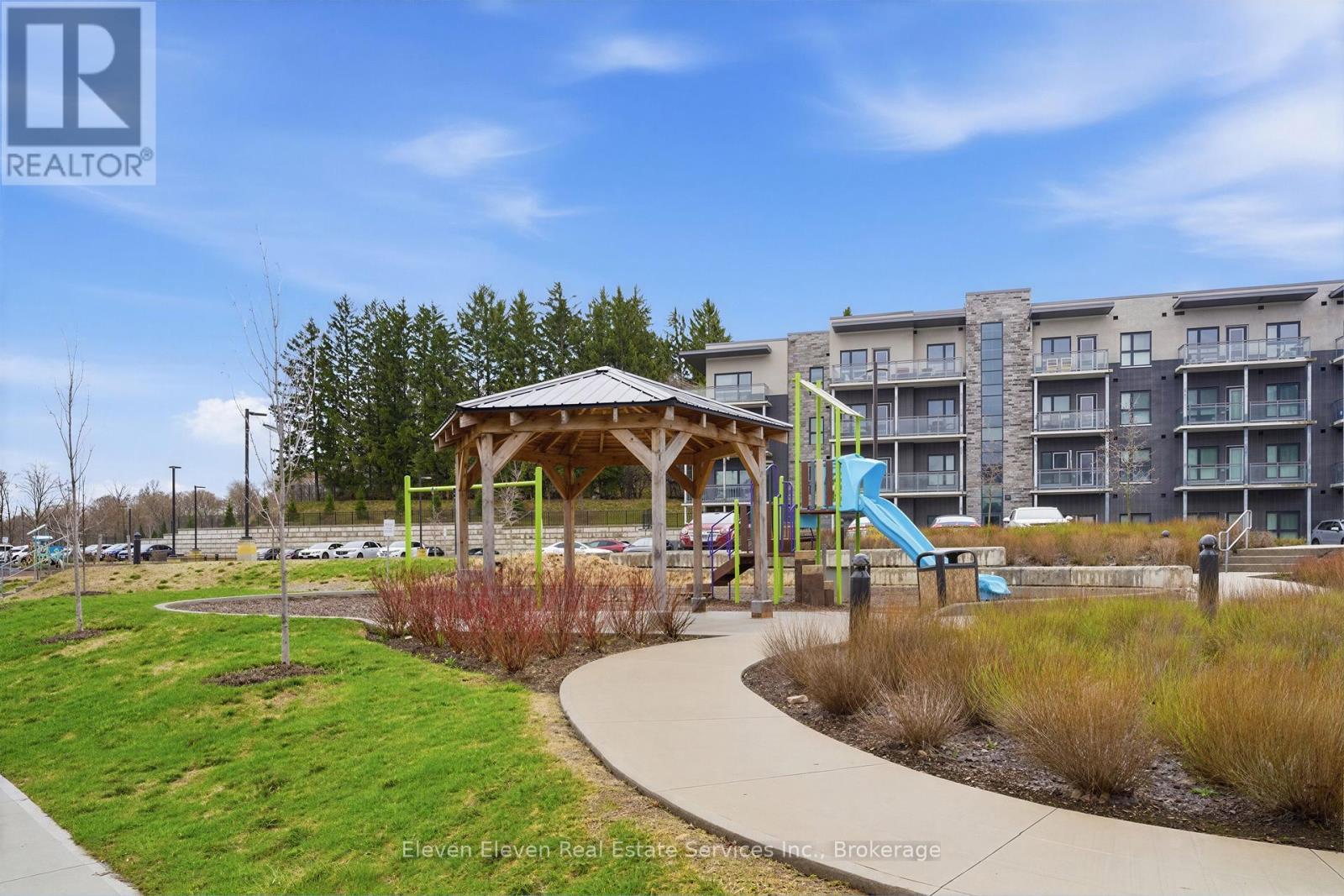 422 - 1100 Lackner Place, Kitchener, ON - Outdoor